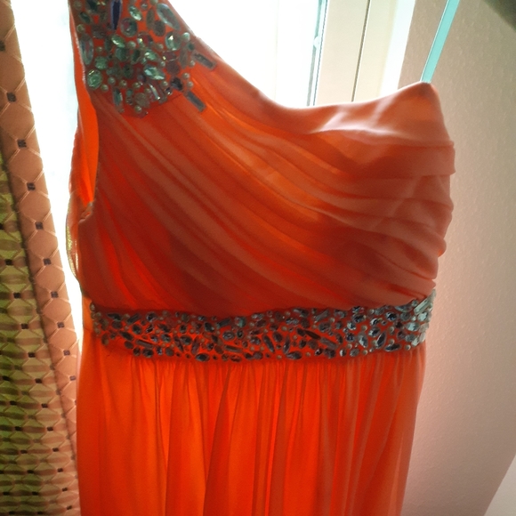 BEAUTIFUL Orange OneShoulder Dress JCPenneys SIZE9 - Picture 9 of 10